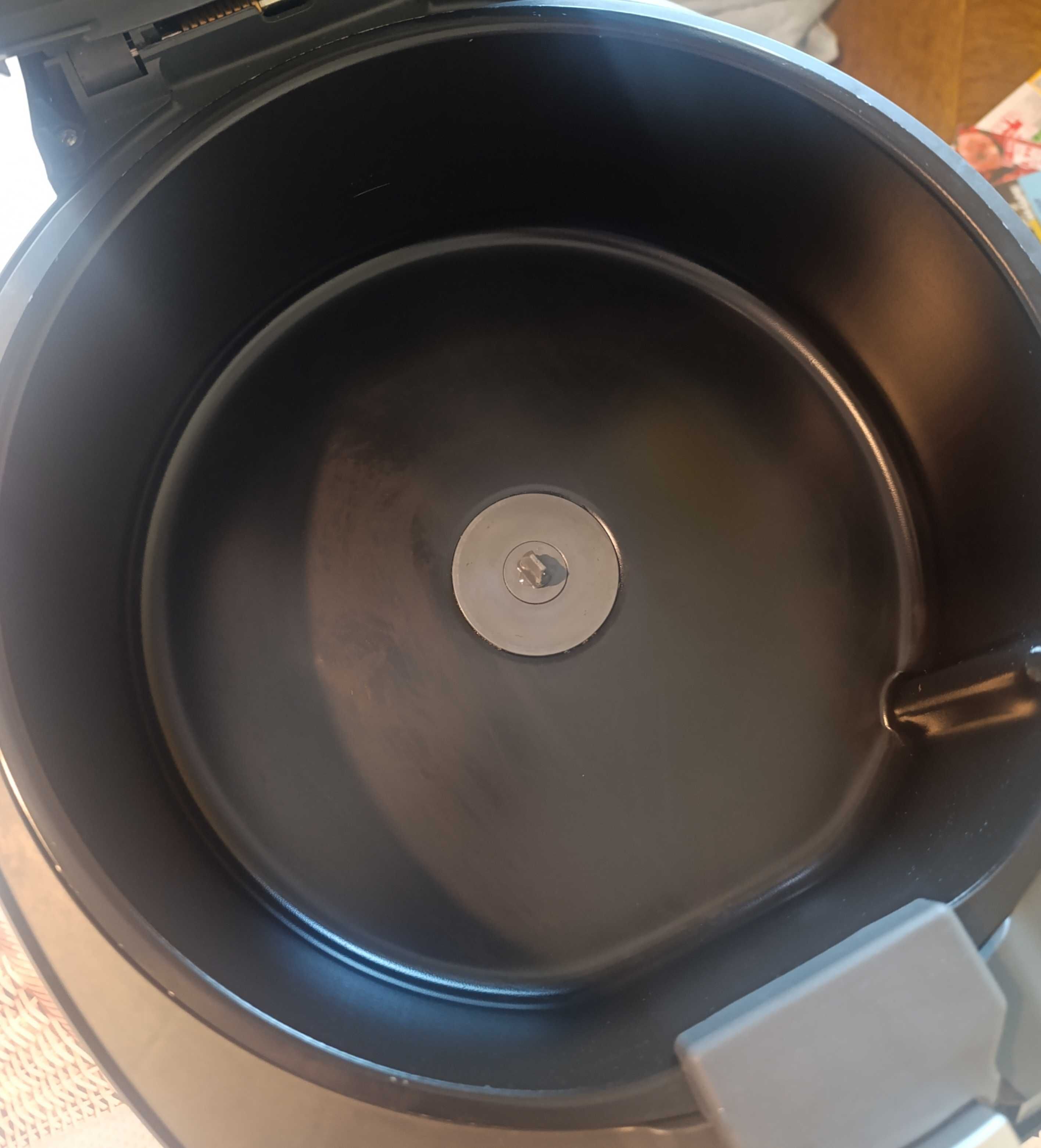 DeLonghi MULTIFRY Фритюрник с горещ въздух 2300W 1,7 кг Сребрист/черен
