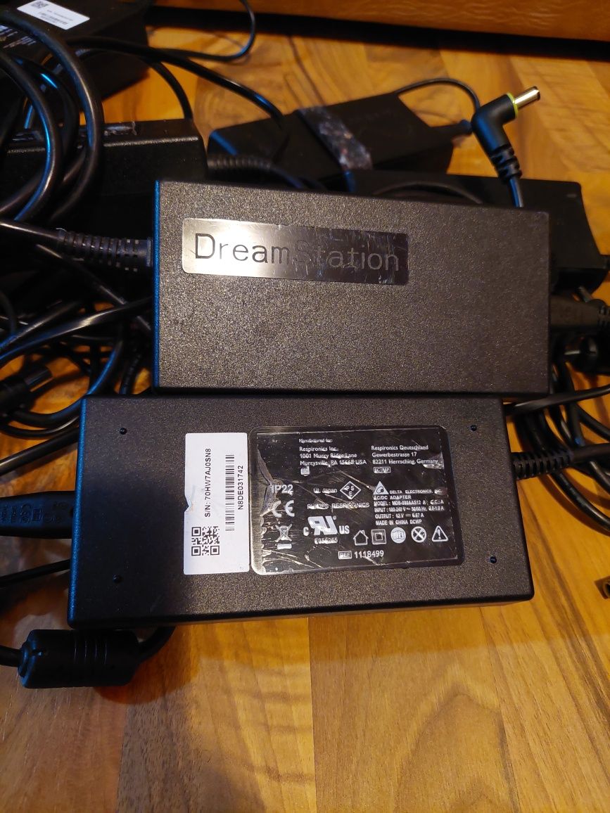 Alimentator la priza de 12v, 6.67A , 80w