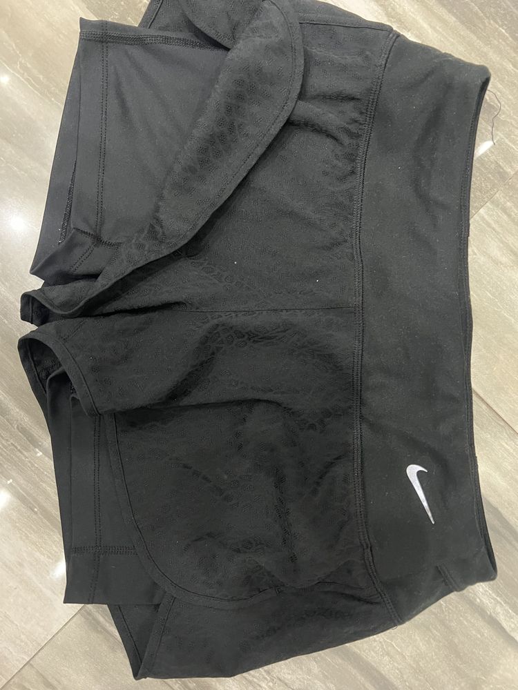 Спортно облекло Nike