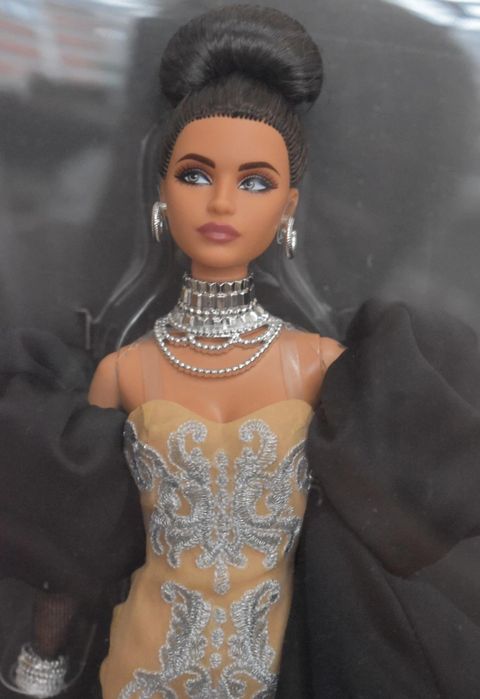 2025 Barbie Sig Gold Label de colecție