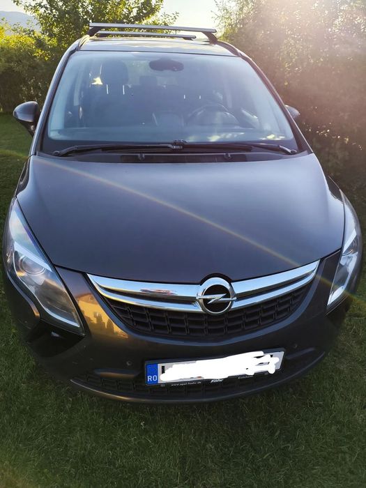 Opel Zafira primul proprietar in tara