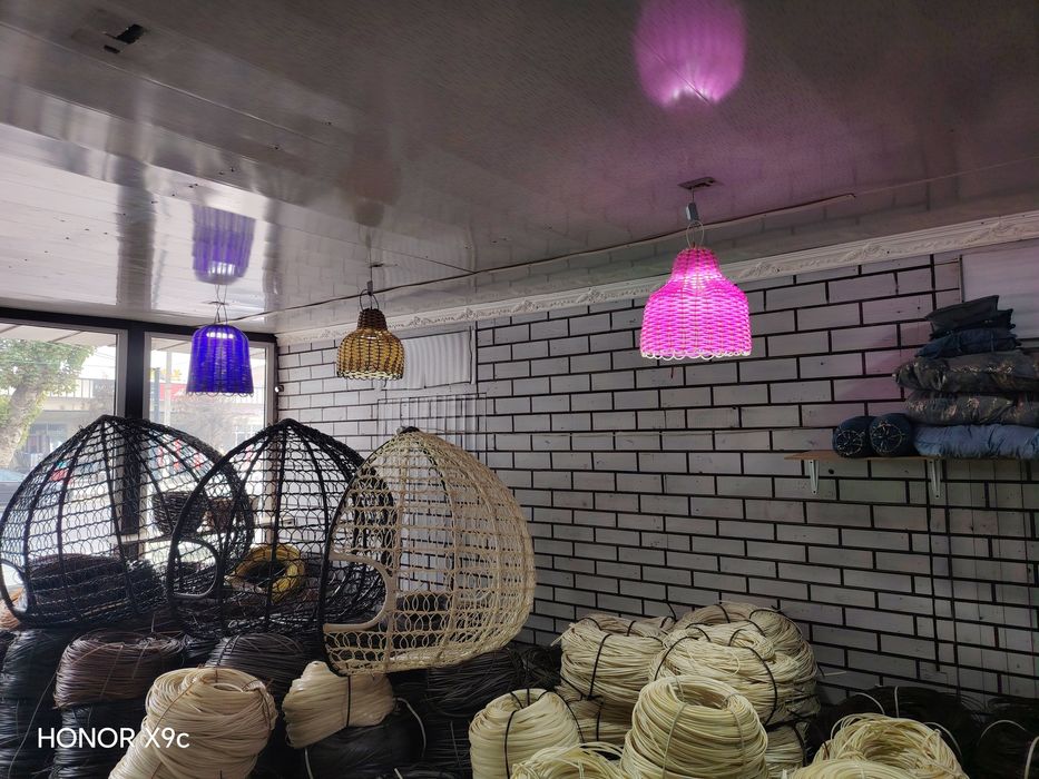 Люстра и торшер и