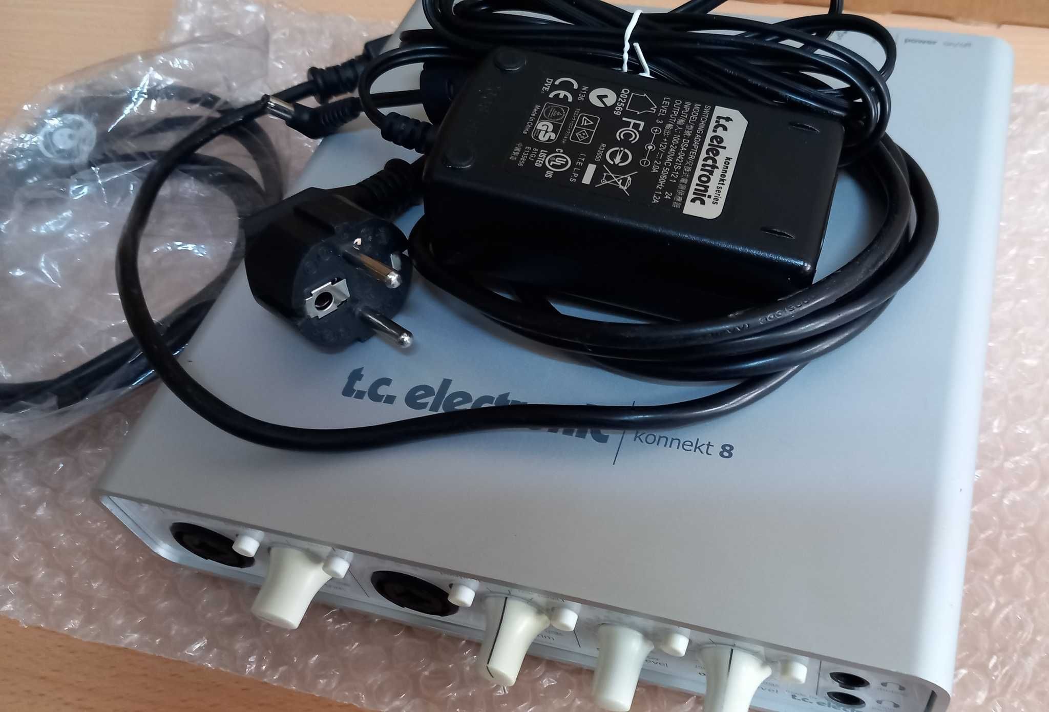 TC ELECTRONIC KONNEKT 8 Audio interface - 120лв