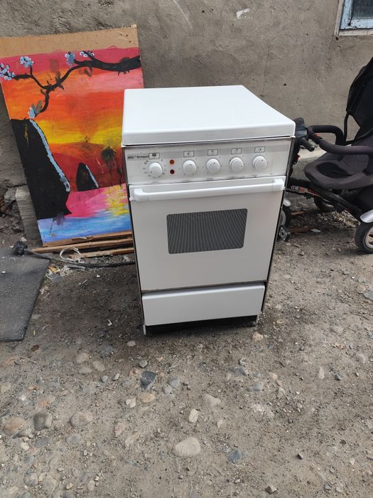 Срочно продам электро плиту