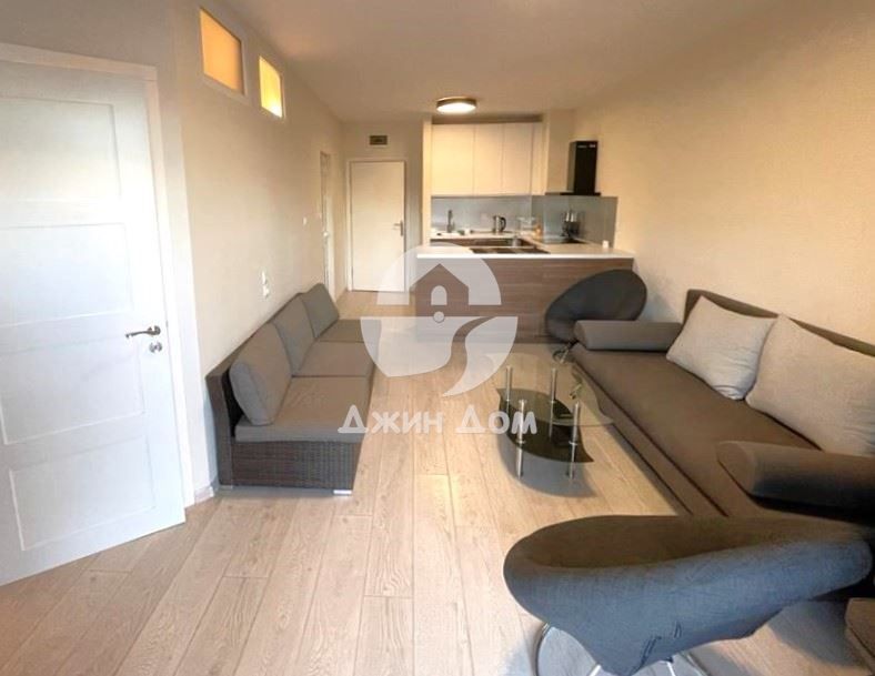 Продава се Четиристаен апартамент в к.к. Слънчев бряг - 150 кв.м за 534 €/кв.м - Снимка #2