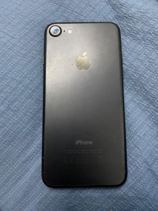 Iphone 7 в идеальном состояние
