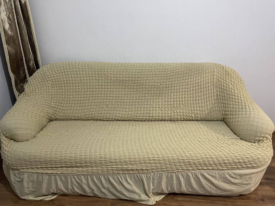 Продам дивантек на диван новый.