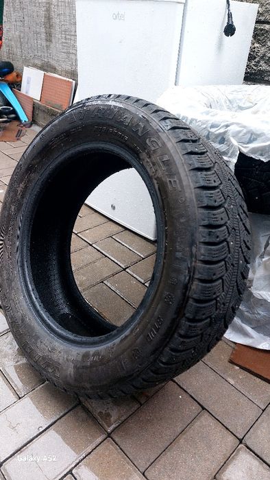 продам шины шипи р16