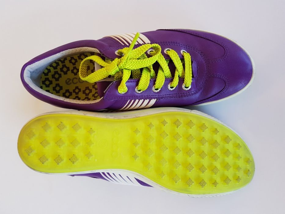 Adidasi dama Ecco