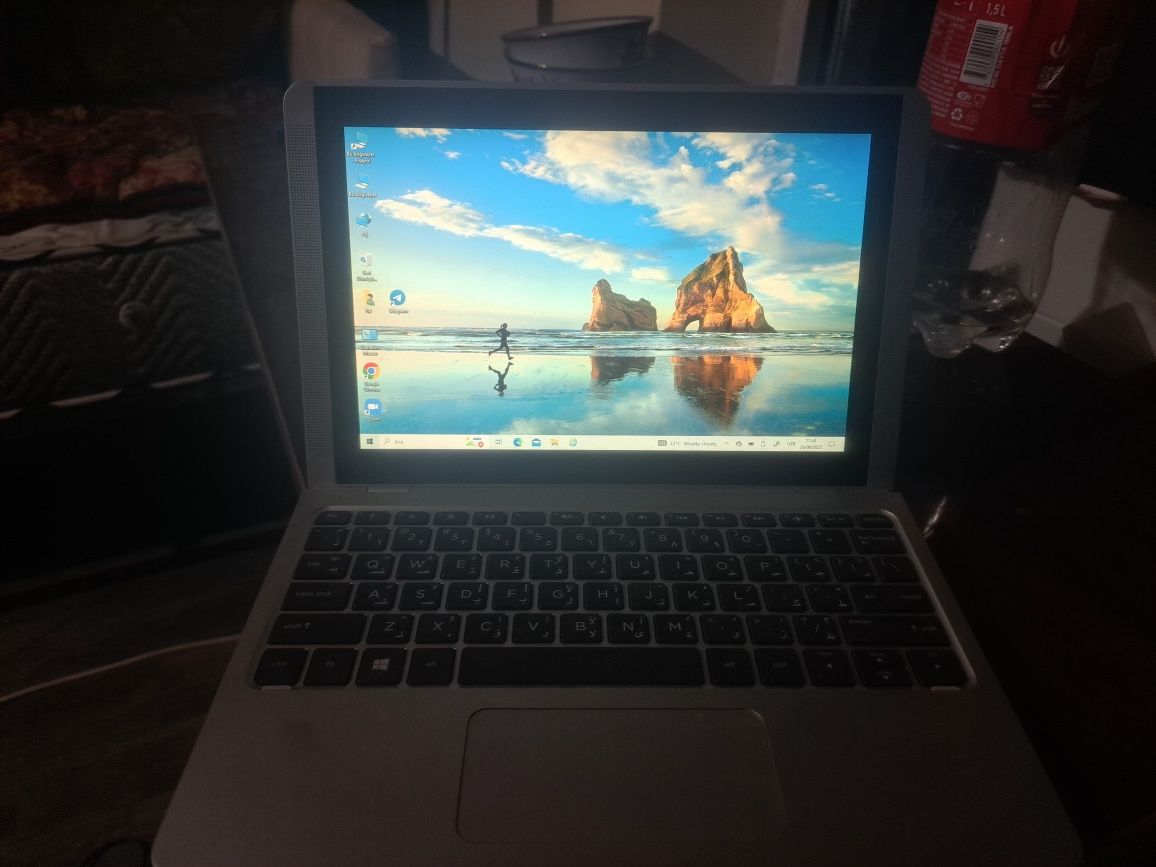 Neetebook sotiladi