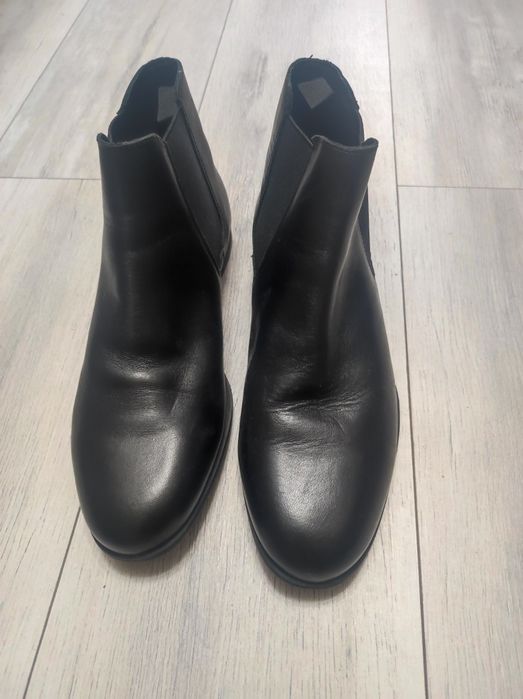 Ghete barbatesti Zara