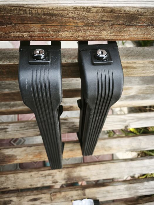 крепление для лыж и сноубордов