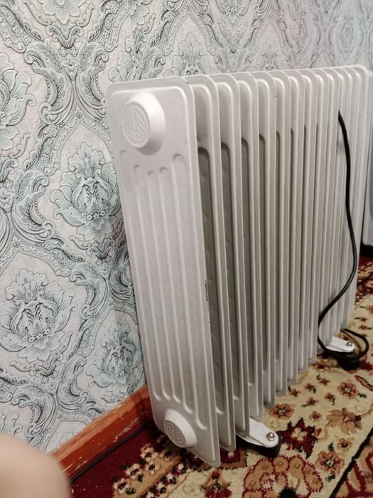 Продаётся обогреватель хорошо работает месяцев гарантия есть