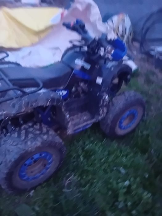 Vând ATV.      125