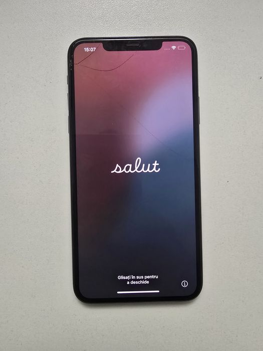 Vand iphone 11 pro max (ptr piese )