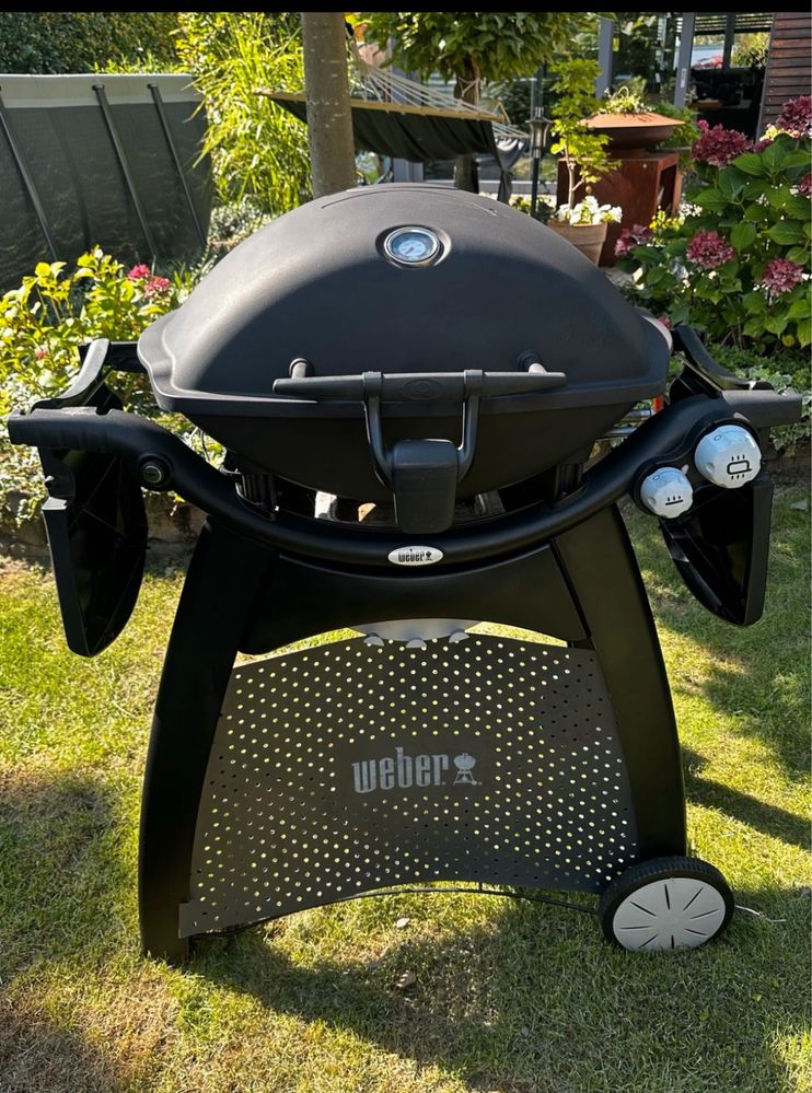 Weber Q3200 Black с покривало и количка