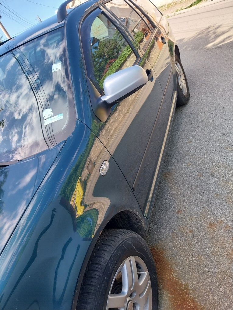 VW Golf 1.4 бензин