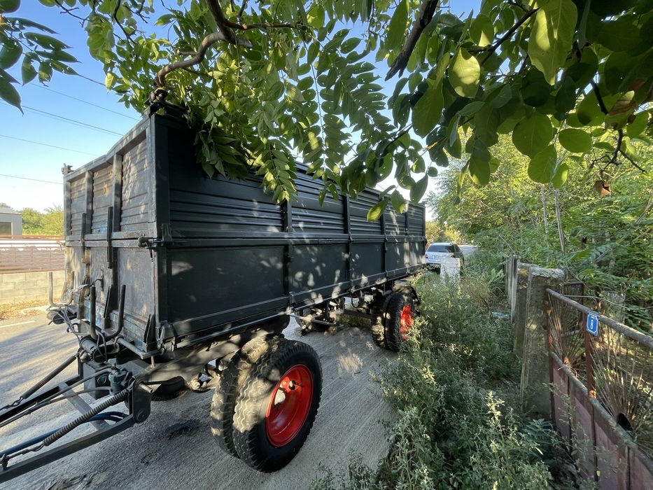 Remorca basculabila pe lateral cu doi cilindri fara acte