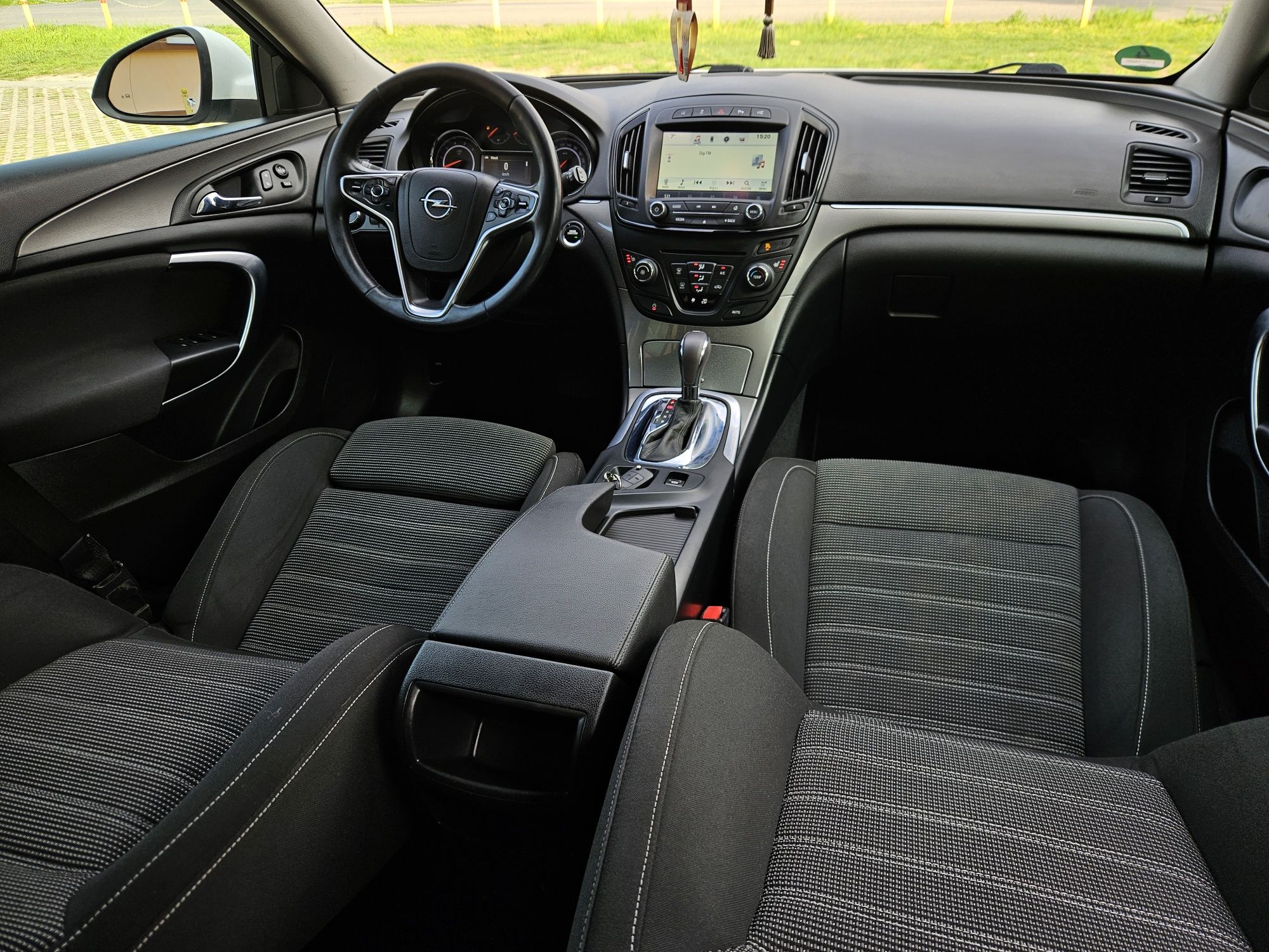 Opel Insignia -An 2016- 2.0(Diesel), 160(Cai), Transmisie automată,