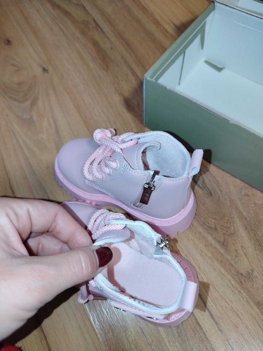 Нови детски ботички 15см стелка