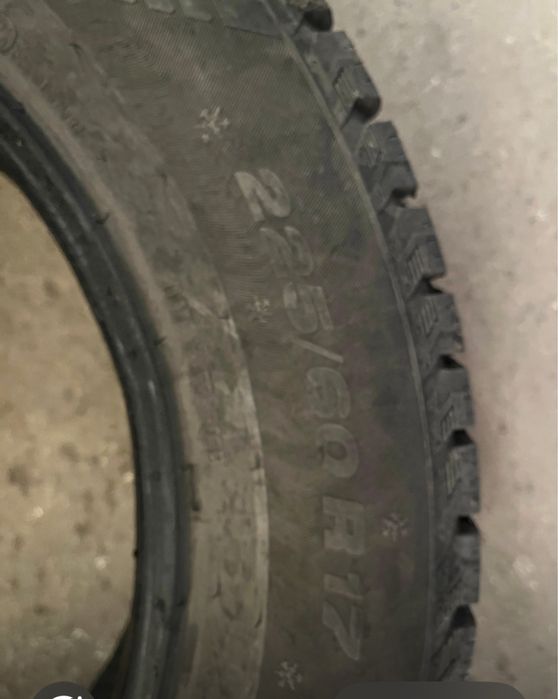 Продам зимние шины 4 штуки