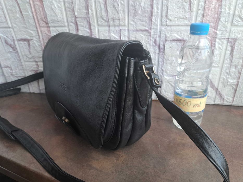 дамска чанта,Bree,малка черна кожена торба-естествена кожа