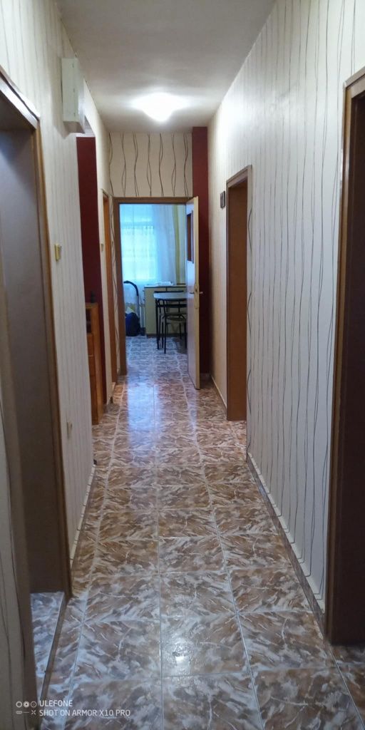 Дава се под наем Многостаен апартамент в Хасково, Център - 98 кв.м за 204 € - Снимка #21