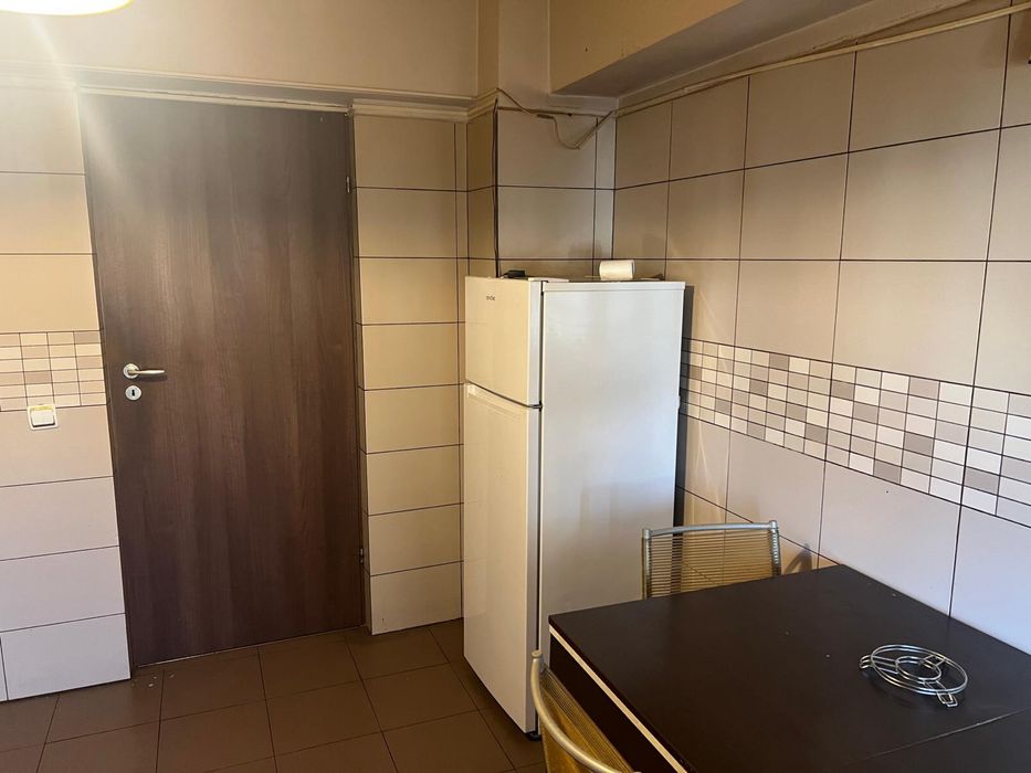 Cazare muncitori Nepal, Sirl 35 ron/zi utilit inclu . Otop Str Polona