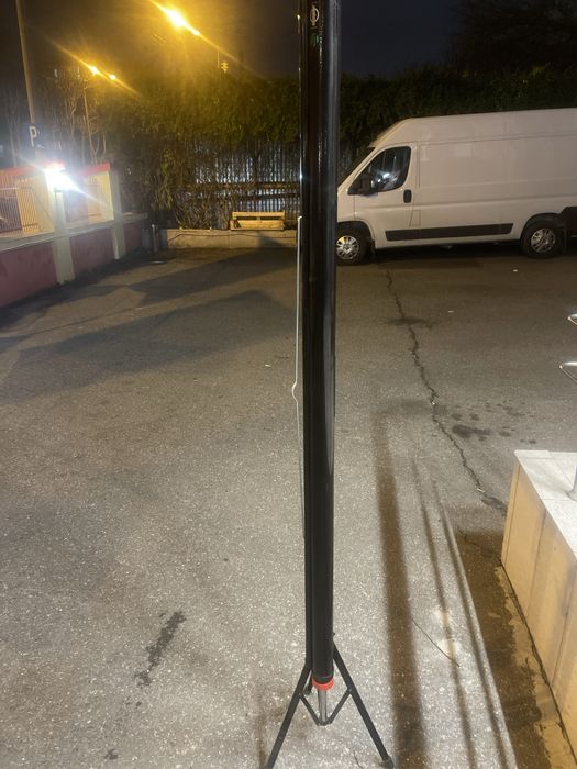 Panou rulant pentru proiector