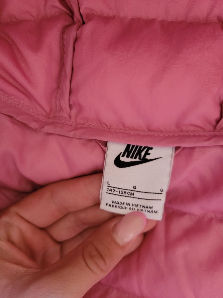 Дамско яке Nike в розов цвят