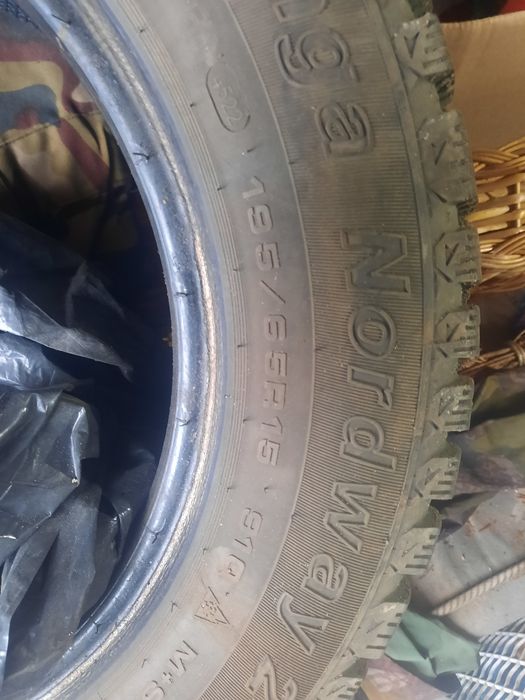 Резина на авто р 15