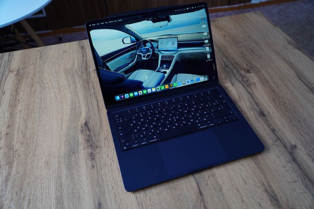 MacBook Air 13 M2 256