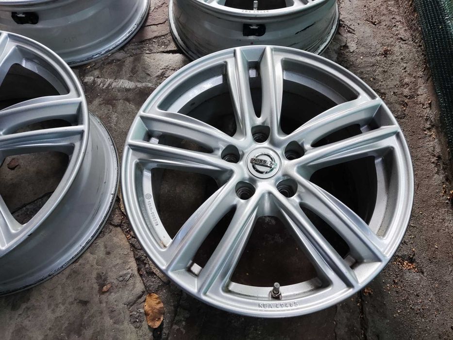 17 цола Нисан 5x114,3 лети джанти Brock за Nissan 5x114,3 .
