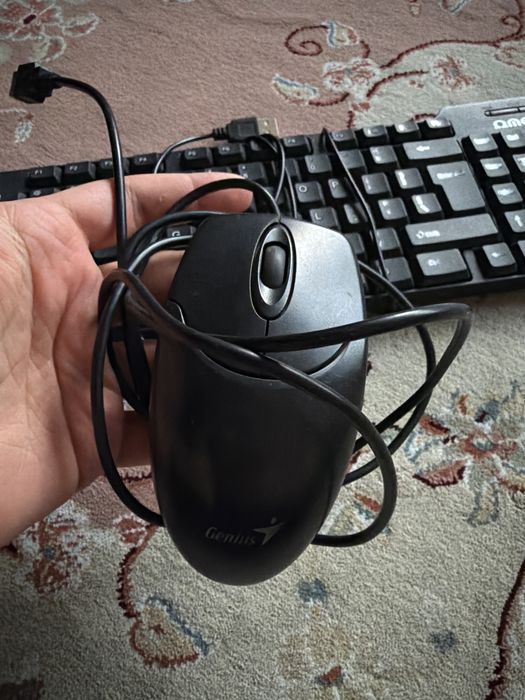 Keyboard si mouse de computer