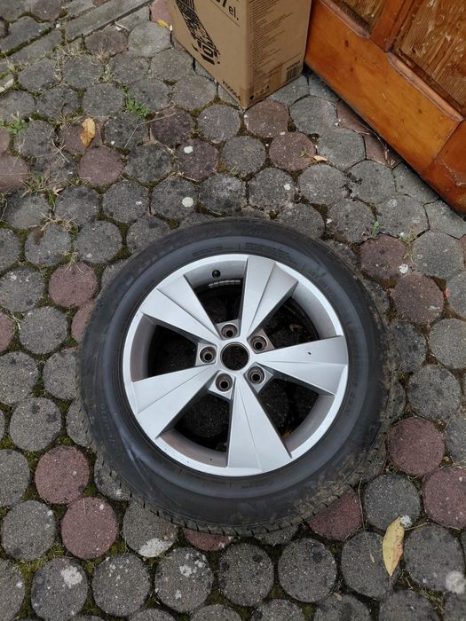 Jante cu cauciucuri de pe Skoda Octavia IV