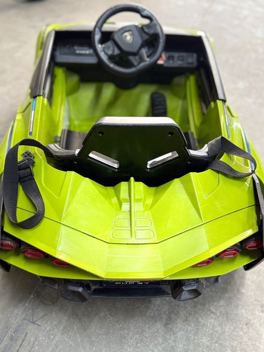 Детска електическа кола Lamborghini Sean