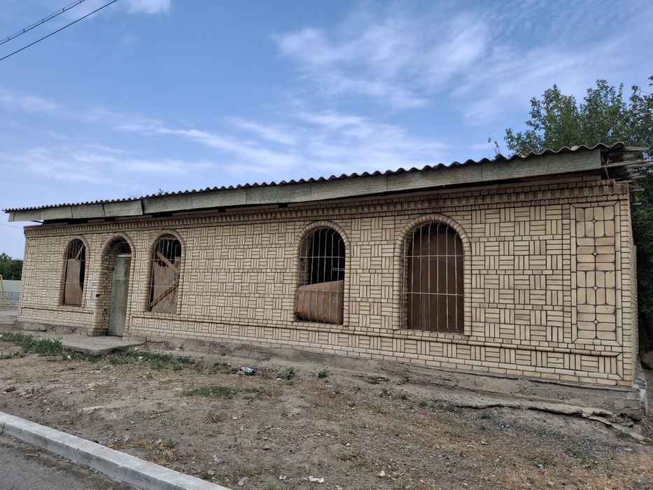 Продаётся недостроеный дом