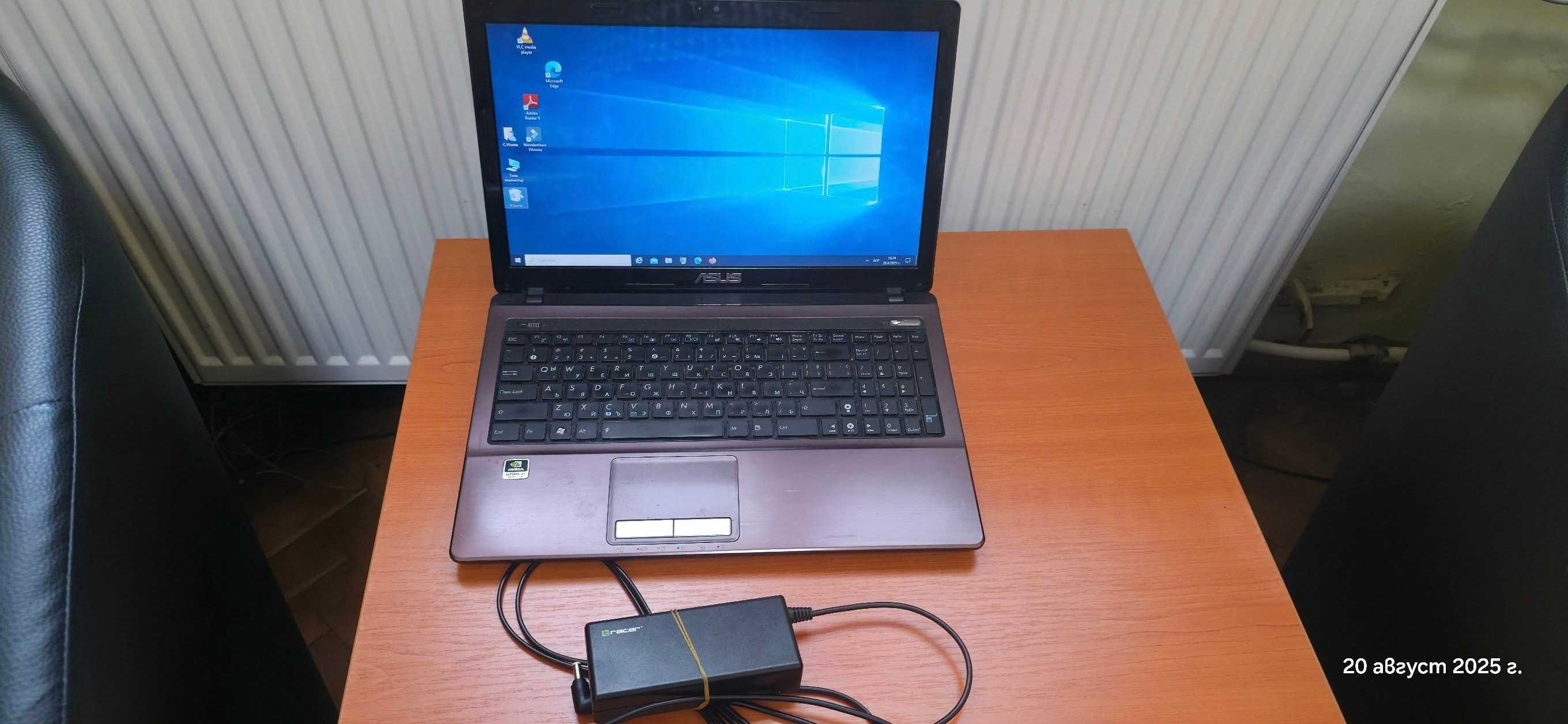 Лаптоп Asus K 53 SC със CD