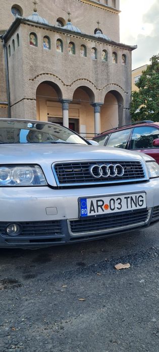 Vând Audi A4 in stare buna