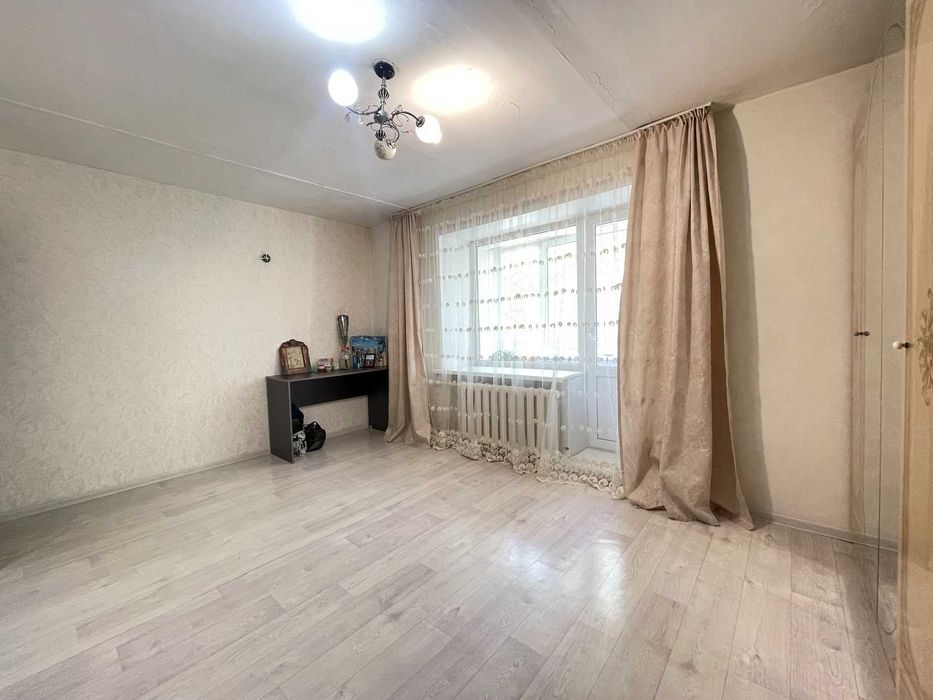 Продам 1 ком. Новая планировка. район ДОБ