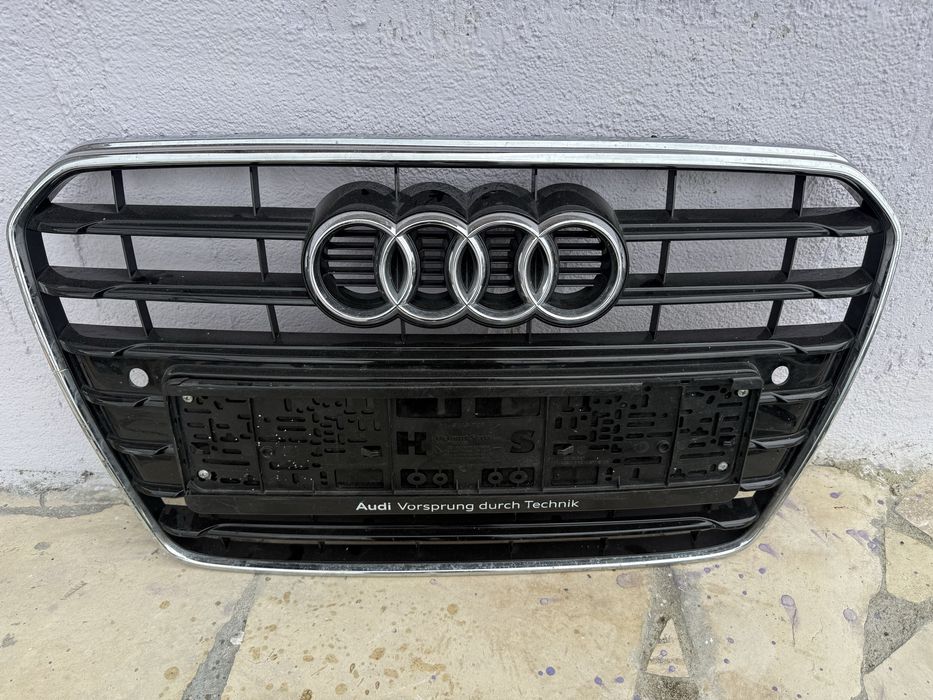 Предната решетка за Ауди B8+