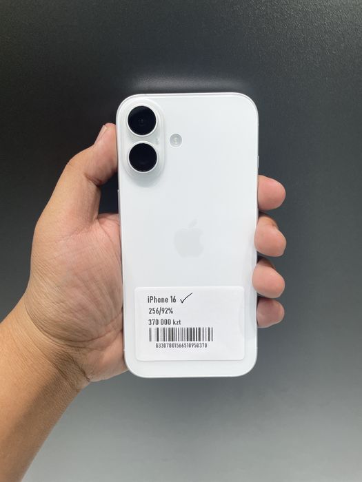 iPhone 16 256/92% в идеальном состоянии