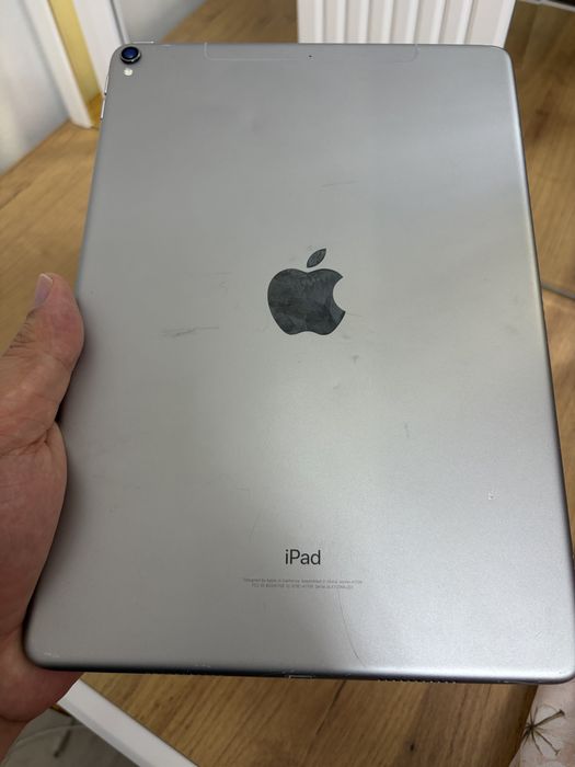 Ipad Pro 10.5 64 GB wifi+sim