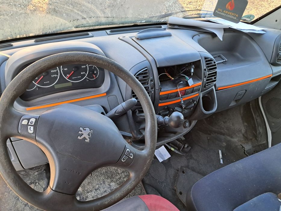 Piese din desmembrari