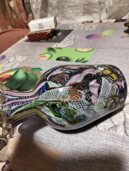 Vază din sticla de murano în stare foarte buna