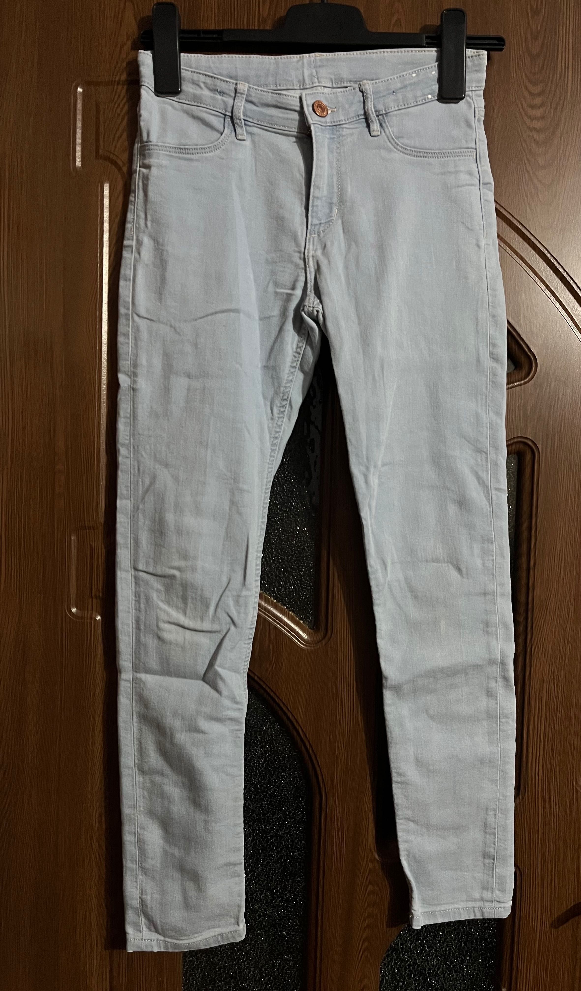 Blugi damă noi H&M, Zara