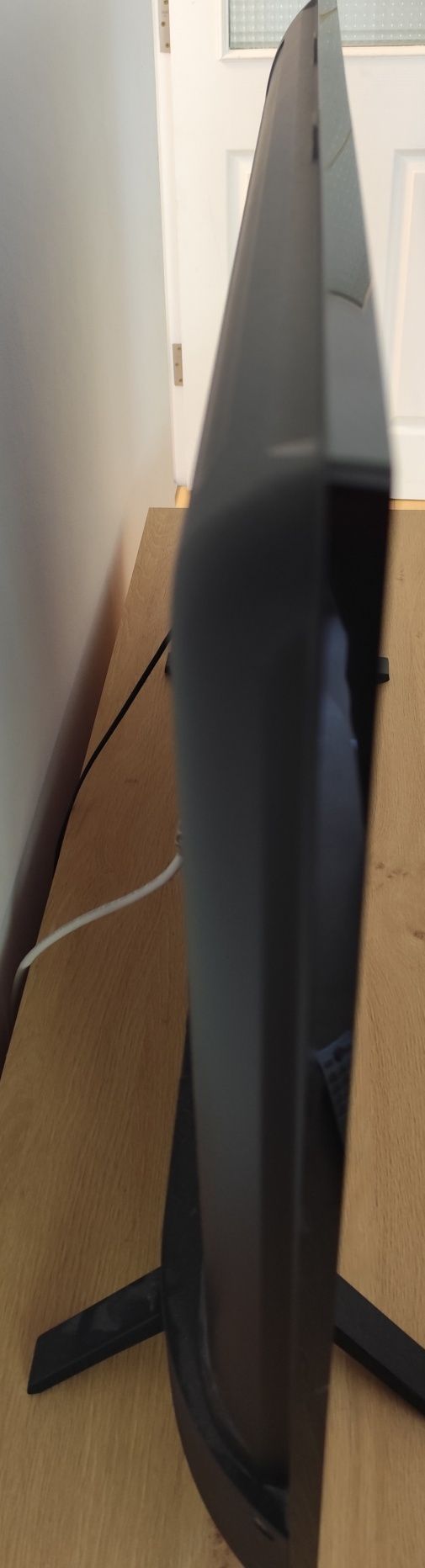 Tv smart Toshiba 108cm diagonala