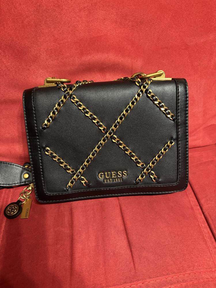 Guess - дамска чанта