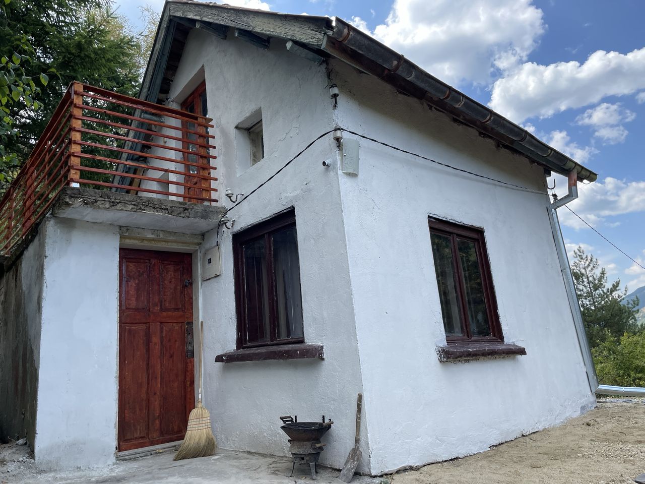 Продава се Къща в с. Реброво, Област София-област - 27 кв.м за 690 €/кв.м - Снимка #4