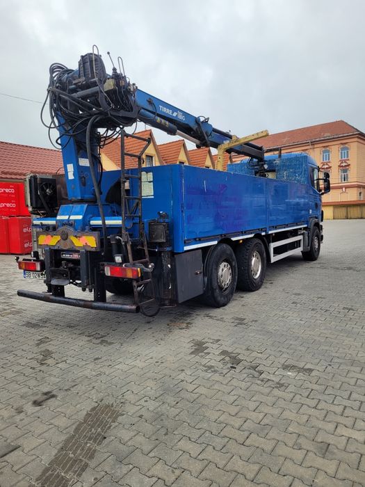 Scania cu macara